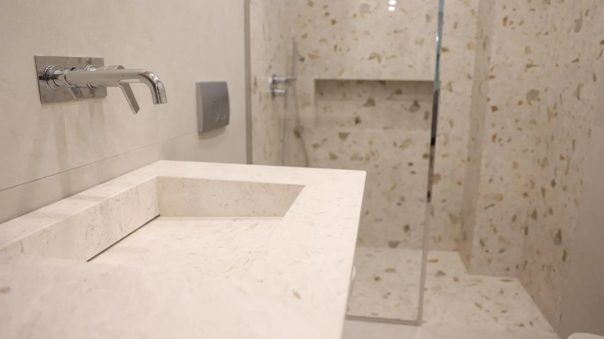 Tirana Premium Apartment 2