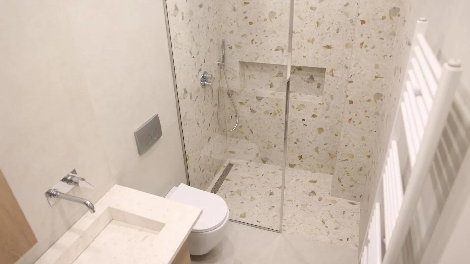 Tirana Premium Apartment 2